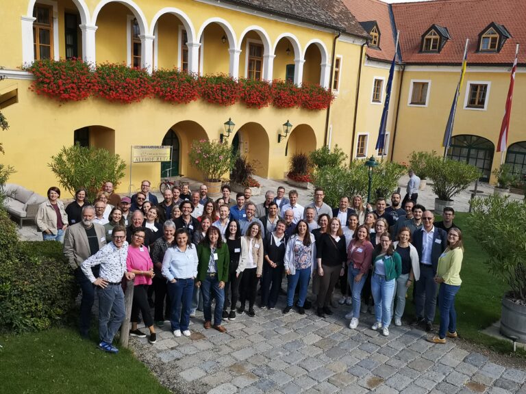 Mehr über den Artikel erfahren Regionalentwicklung im Fokus: Fachtreffen der Klima- und Energiemodellregionen im Retzer Land